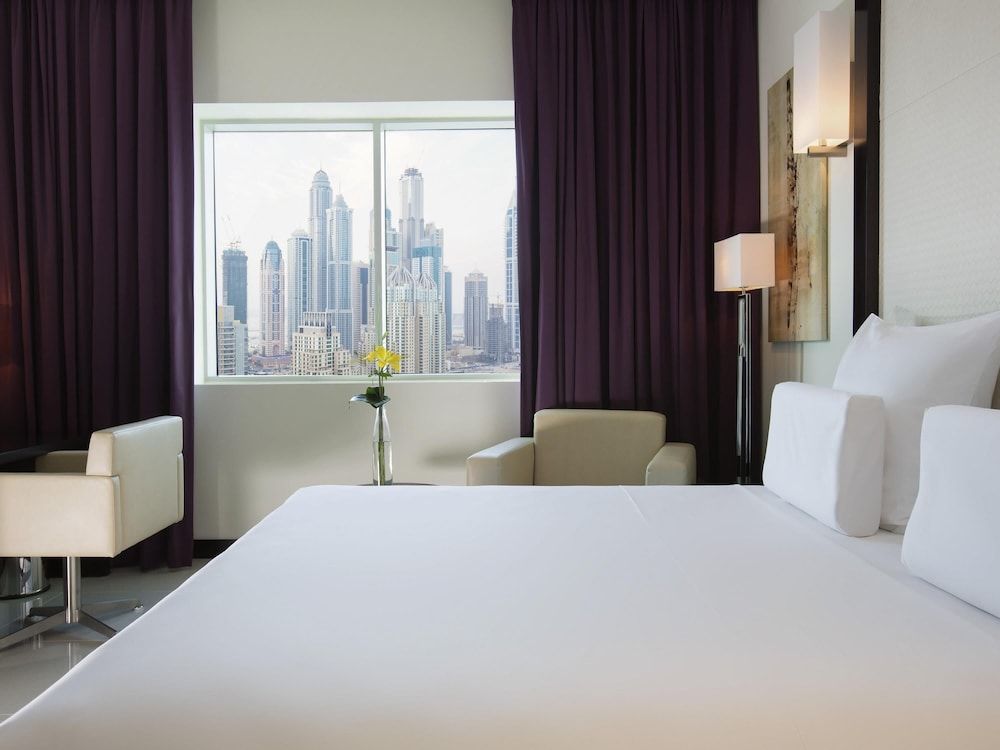 undefined Pullman Dubai Jumeirah Lakes Towers - Hotel and Residence 10