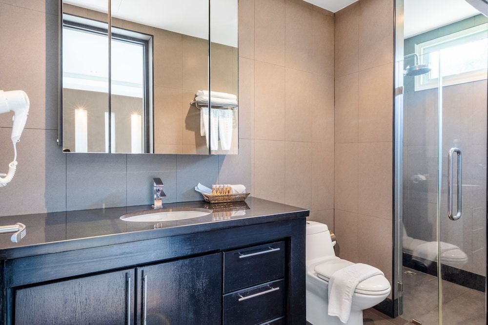 Villas In Pattaya Superior Two-Bedroom Villa with Private Pool 4