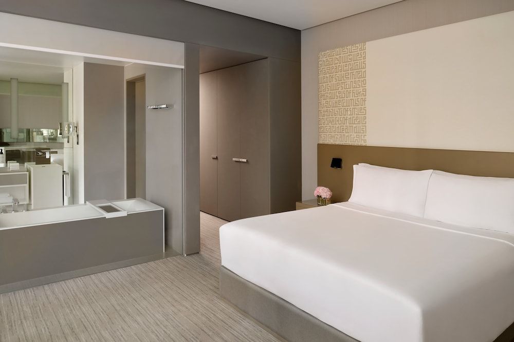 InterContinental Dubai Marina by IHG Classic Room 2