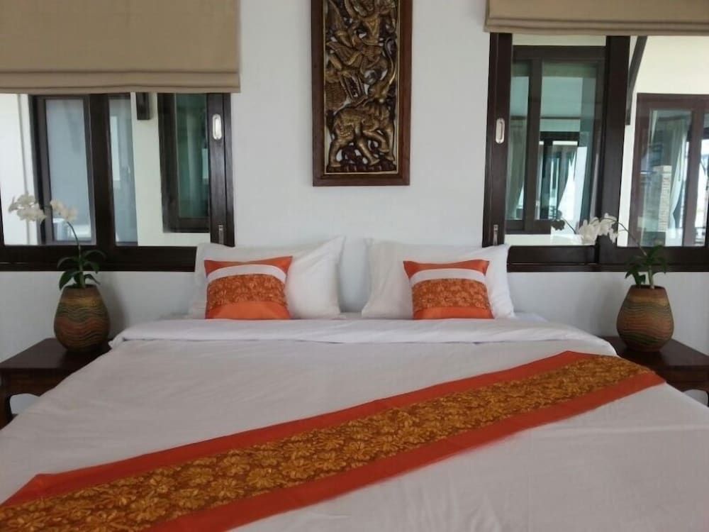 undefined POOLSAWAT VILLA 2