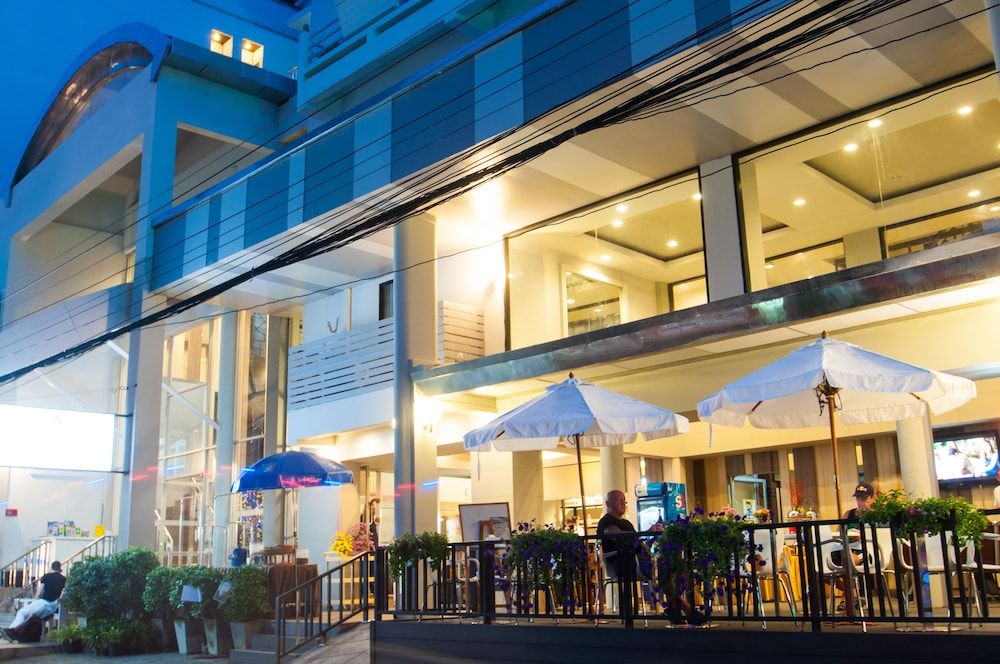 undefined Flipper House Hotel 6