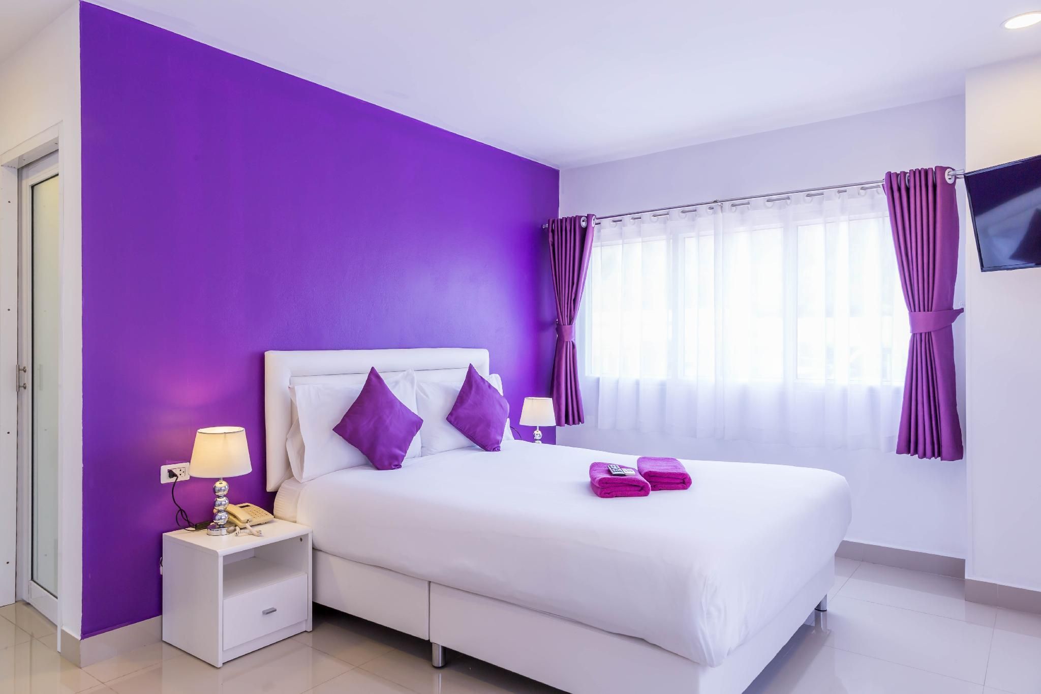 undefined Hotel Zing 8