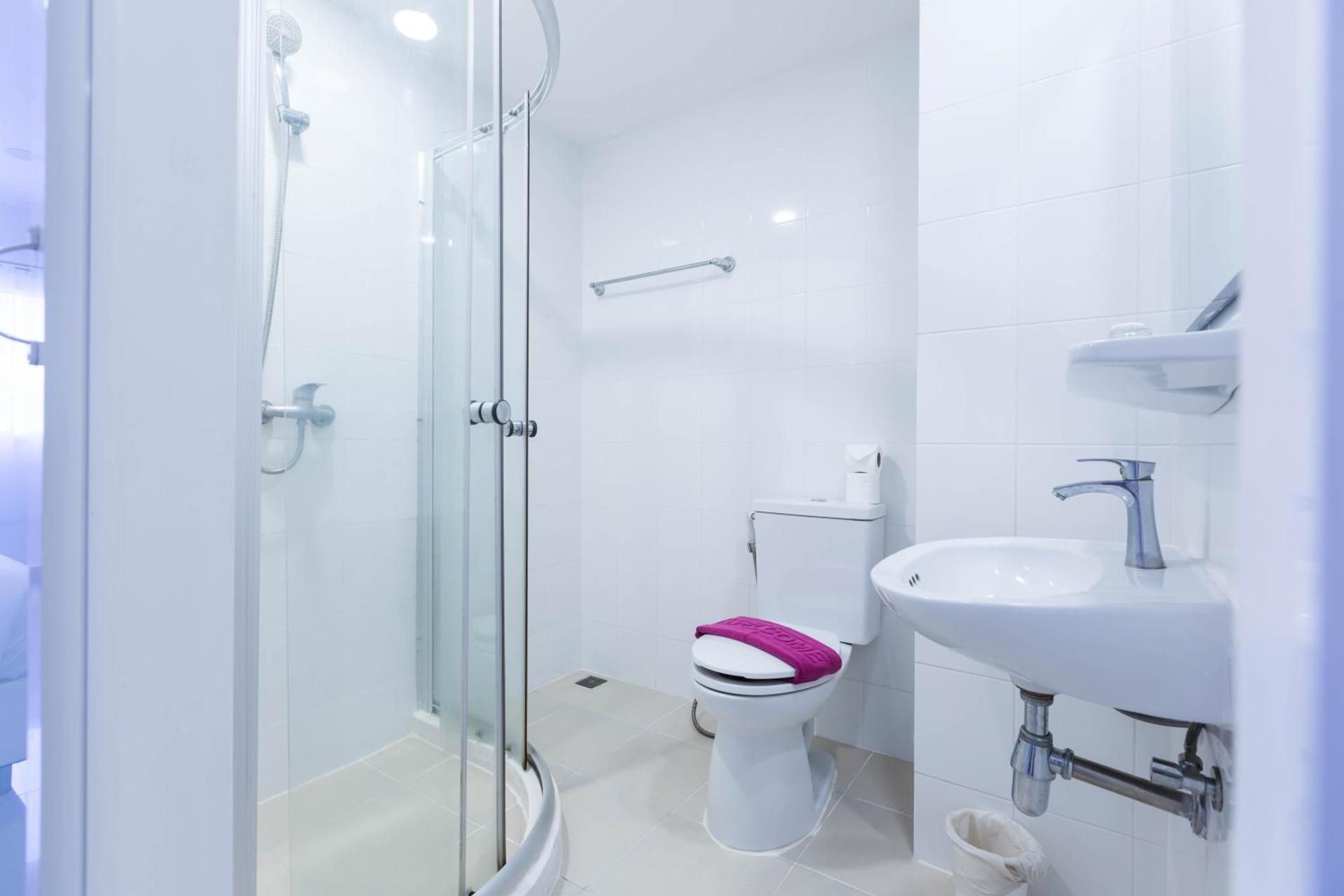 undefined Hotel Zing 7