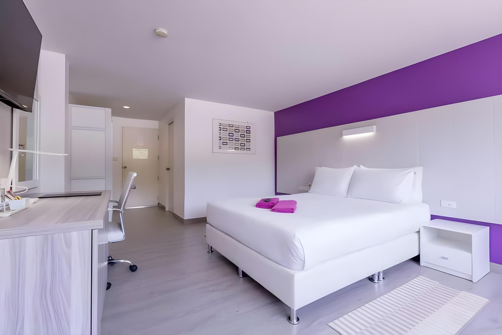 undefined Hotel Zing 6