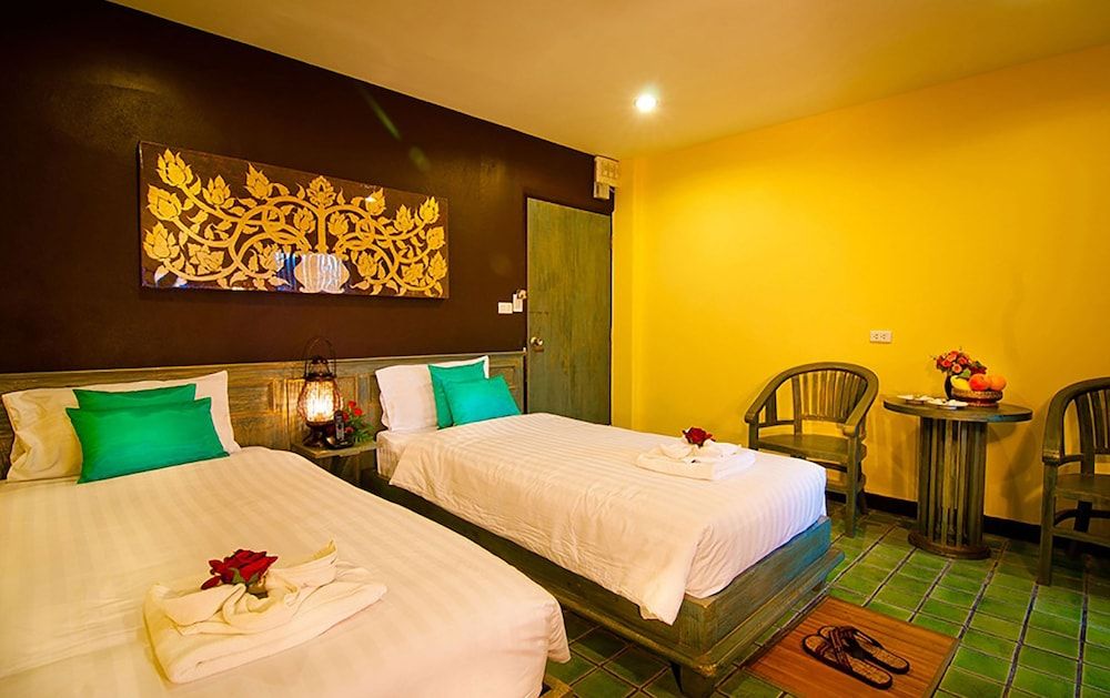 CM Night Bazaar Boutique Hotel