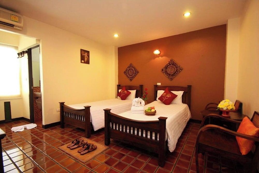 undefined CM Night Bazaar Boutique Hotel 7