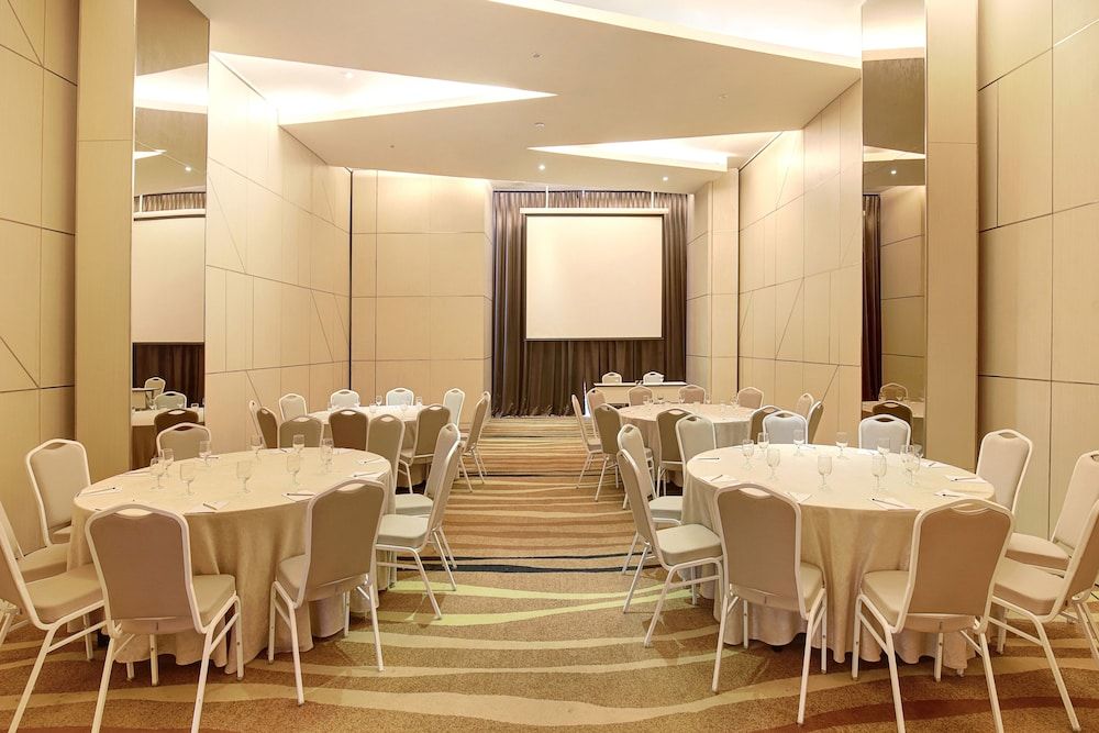 undefined ibis Styles Jakarta Gajah Mada Hotel 4