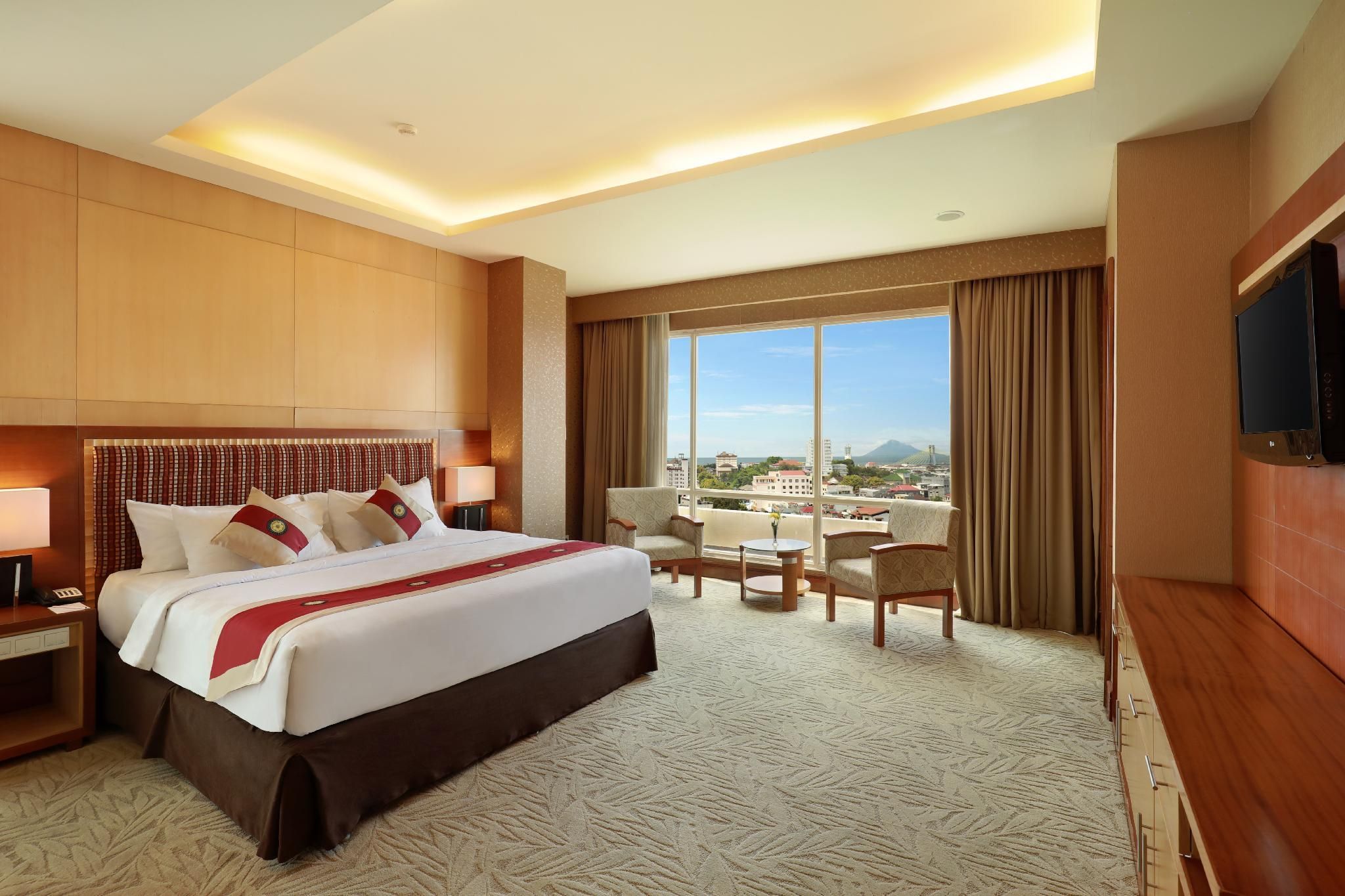 Swiss-Belhotel Maleosan Manado Presidential Suite