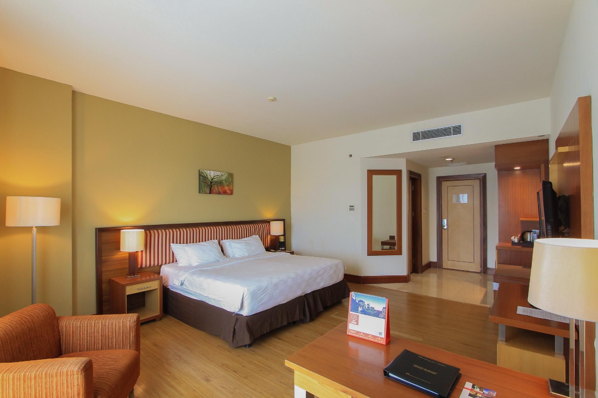 Deluxe Hollywood Style Twin Room (Minami-kan Wing)