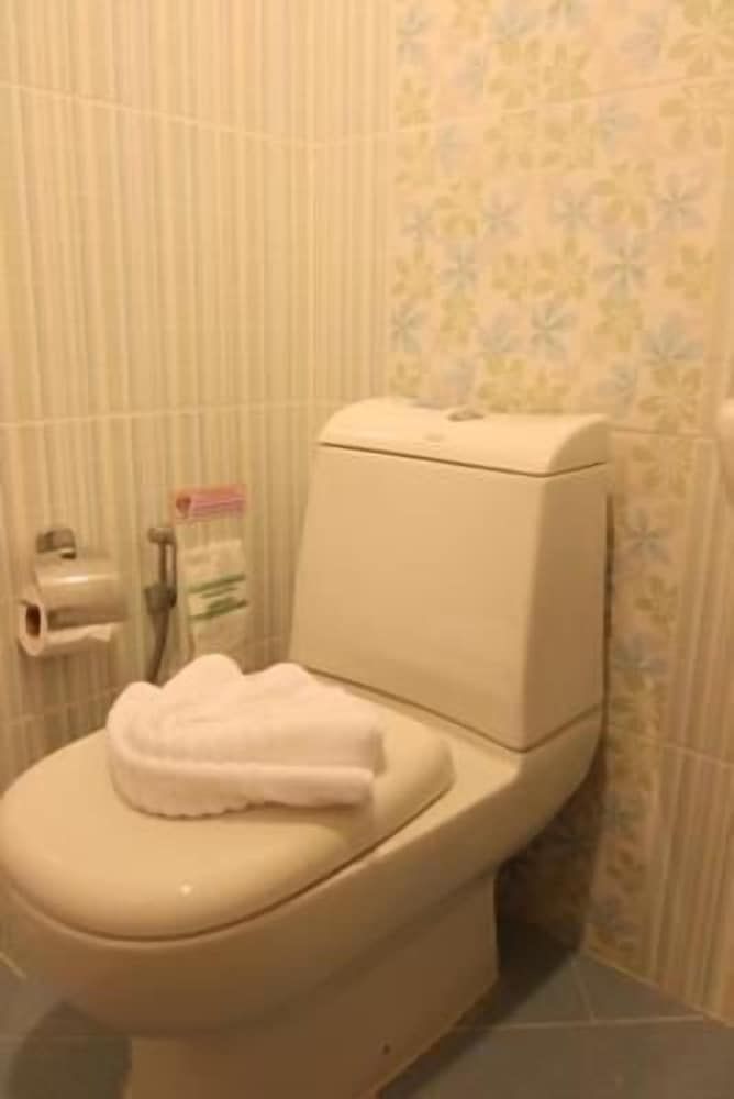 undefined The Icon Place at Nurn Plub Wan 10