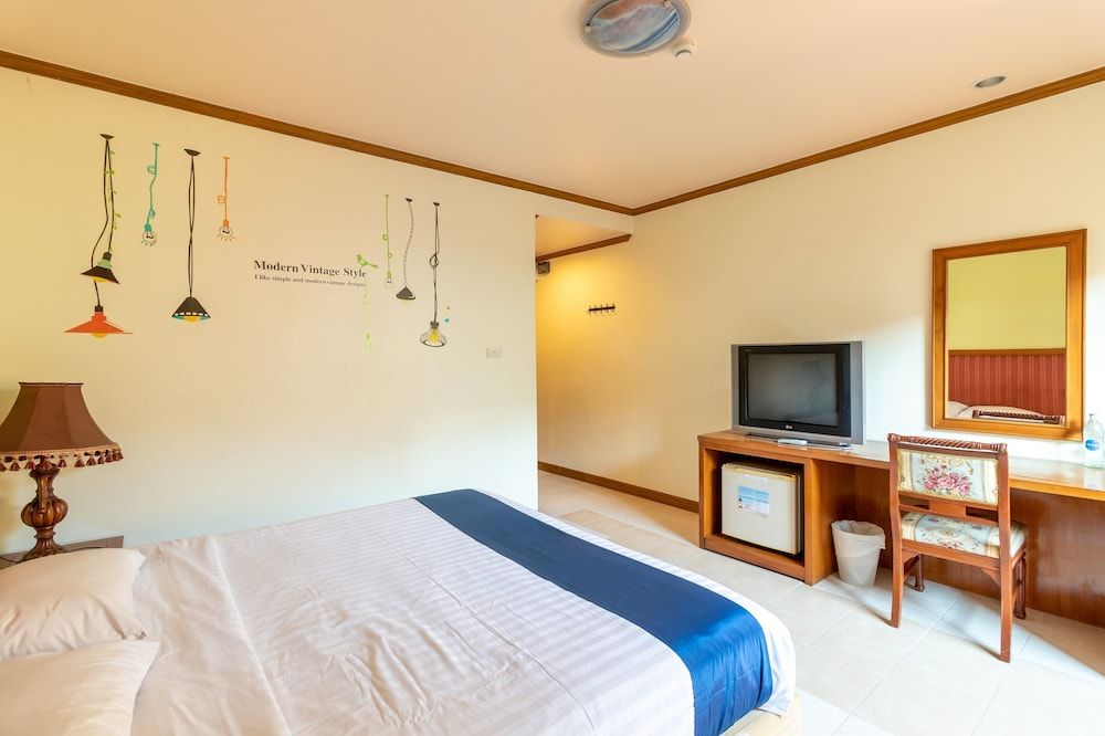 Thipurai Beach Hotel Superior Double Room 6