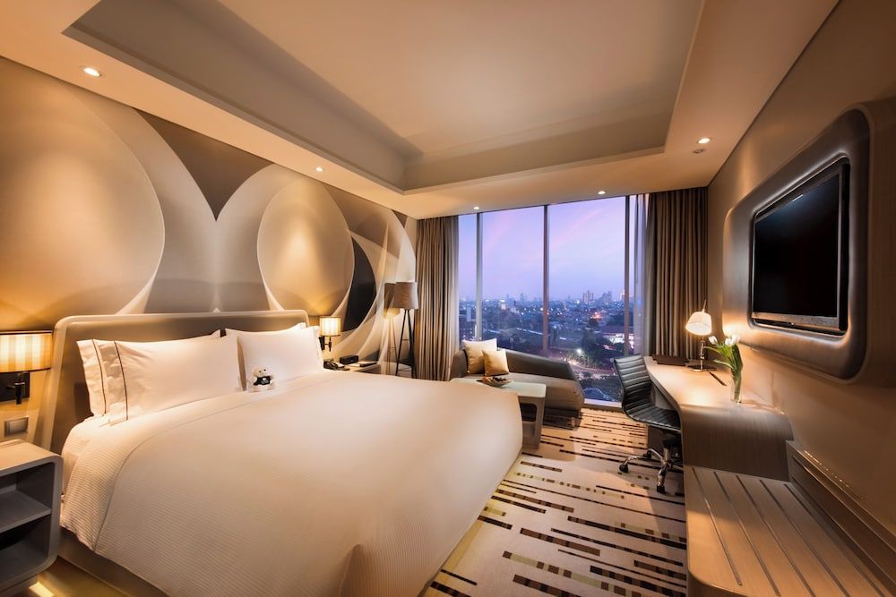 undefined DoubleTree by Hilton Jakarta - Diponegoro 3