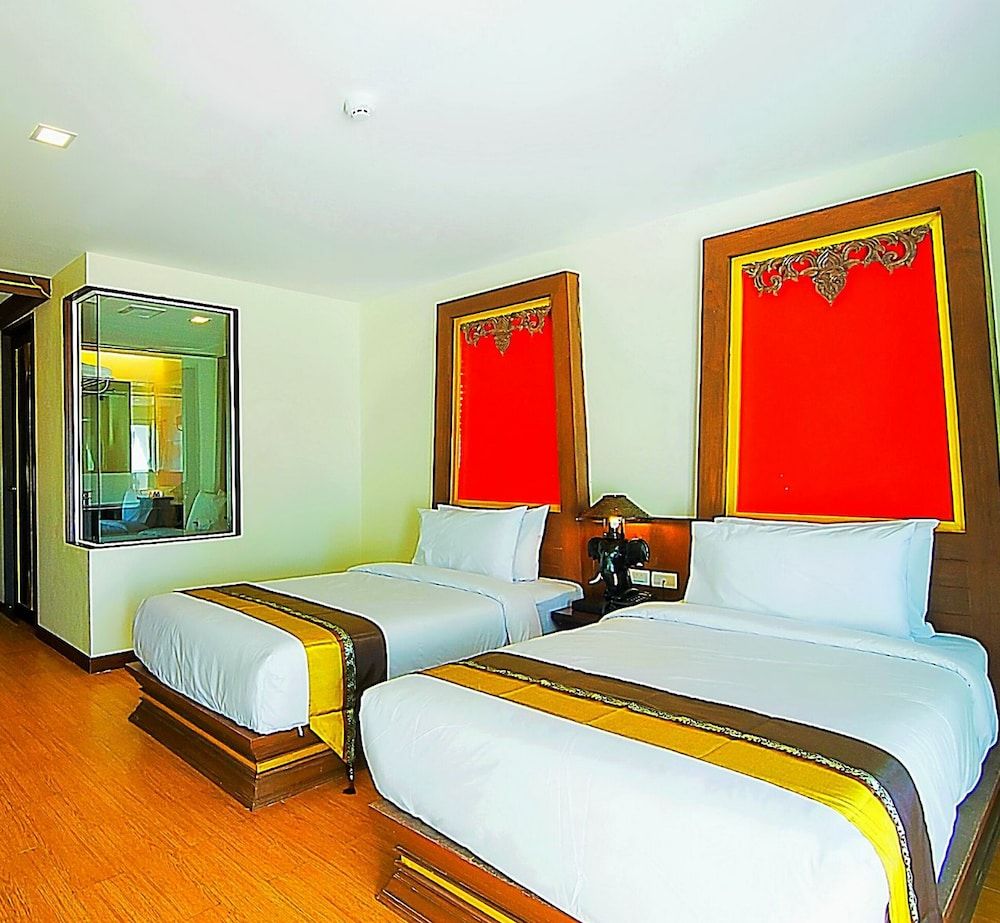 Royal Heritage Pavillion Heritage Superior Seaview Twin Bed 2