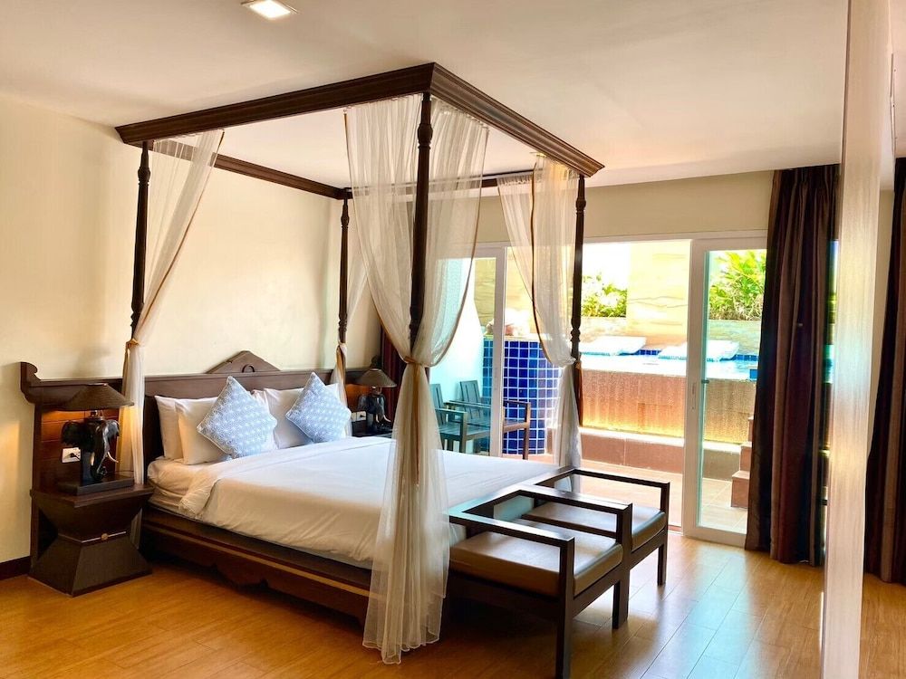 undefined Royal Heritage Pavillion 5