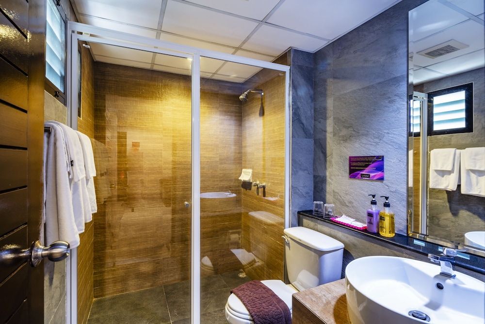 Livotel Hotel Lat Phrao Bangkok Superior Double Room 5