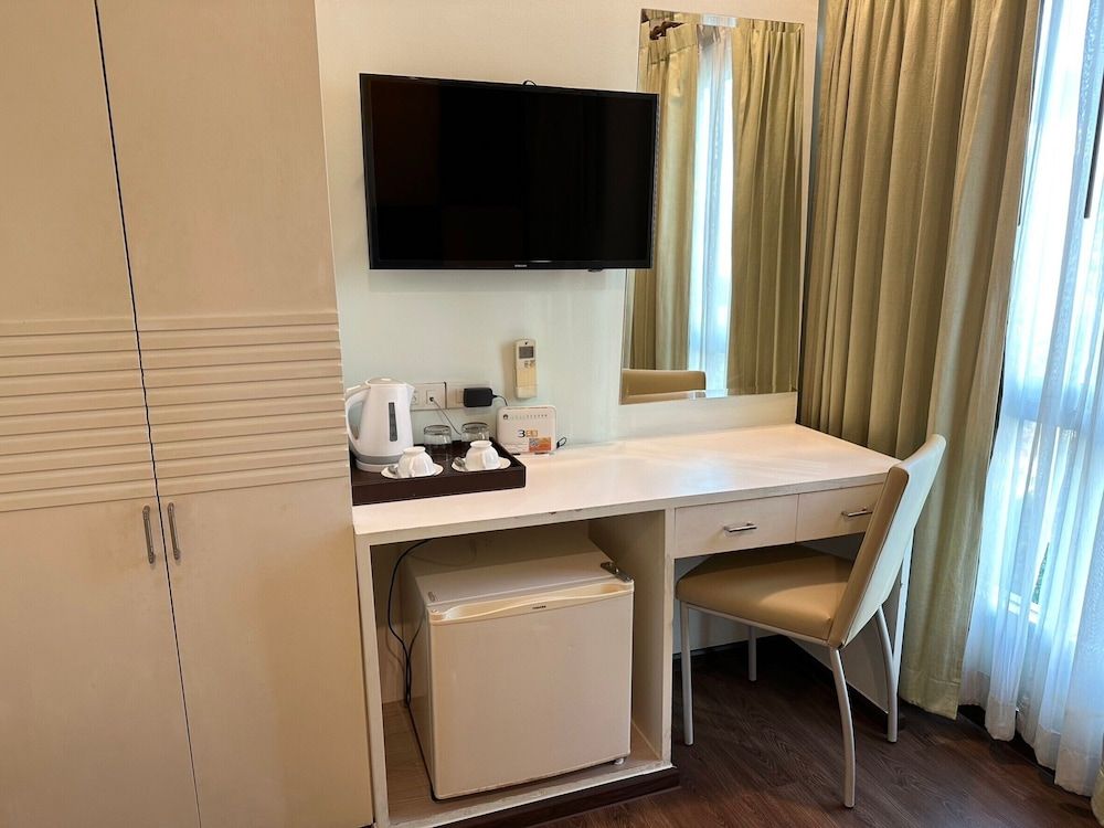 Calypzo Bangkok Superior Room 20