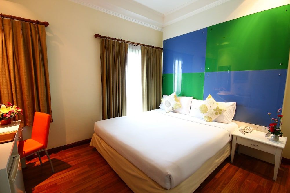 Calypzo Bangkok Superior Room 6