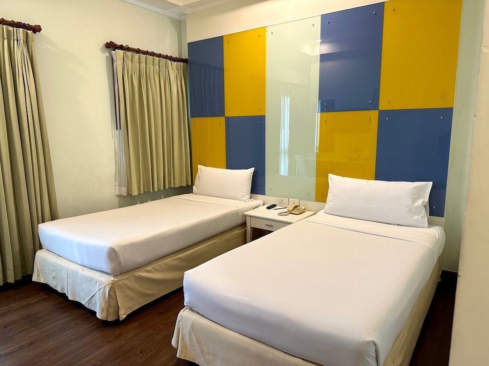 Calypzo Bangkok Superior Room 10