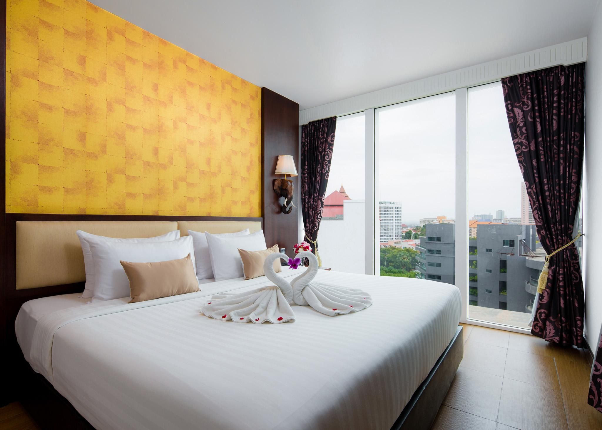 undefined Aiyara Grand Hotel 6