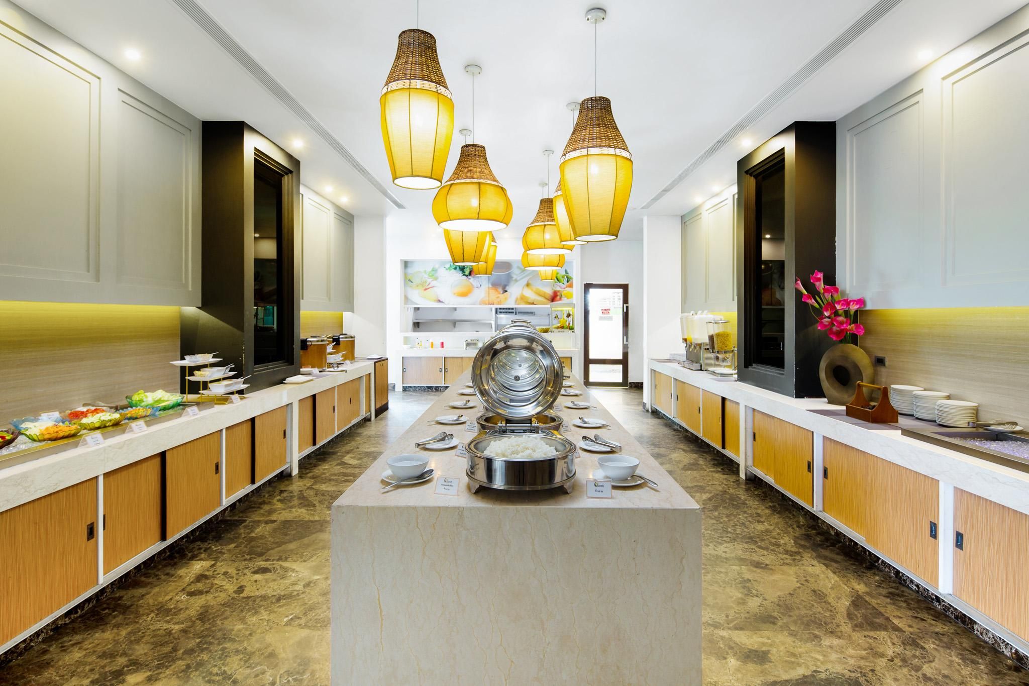 undefined Aiyara Grand Hotel 9