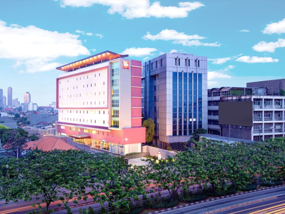 undefined ibis Jakarta Senen 3
