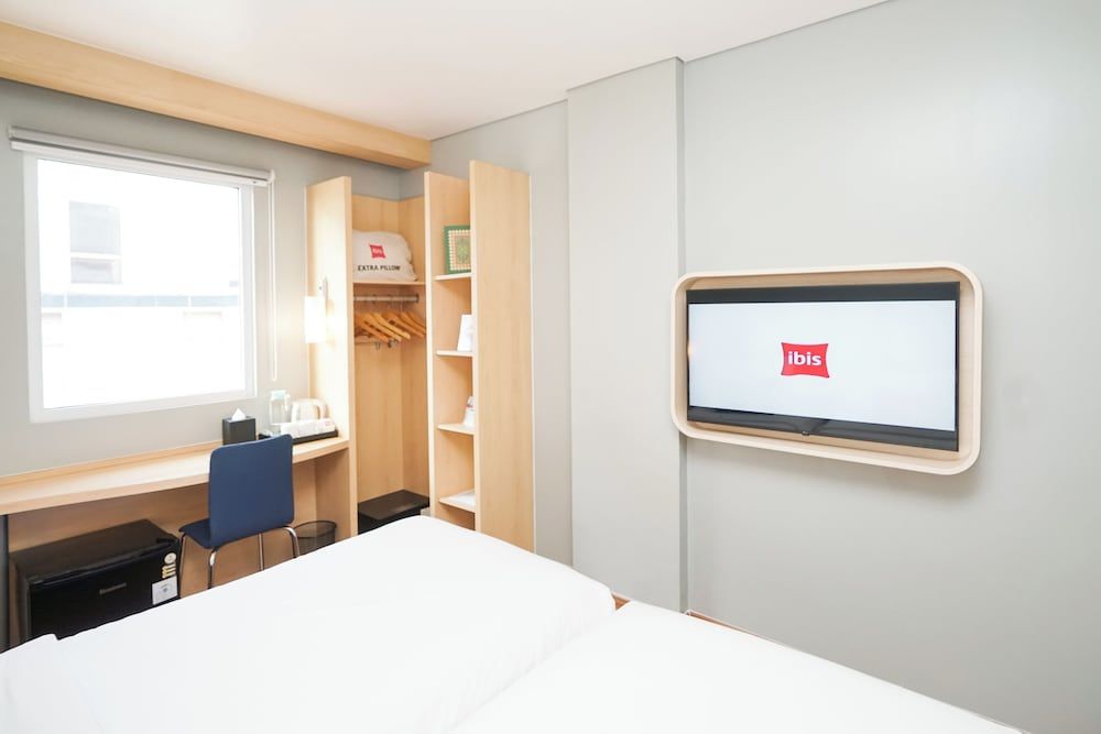 ibis Jakarta Senen Standard Room, 1 Double Bed 6