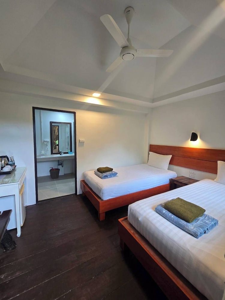 Green View Village Resort Bungalow Fan Twin 2