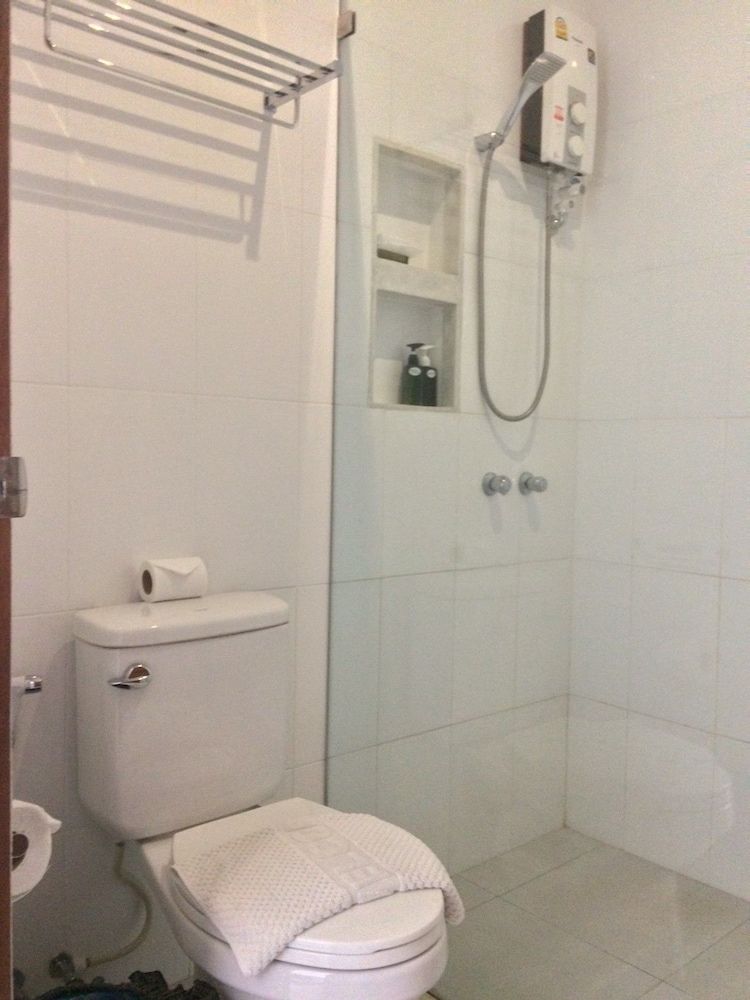 Green View Village Resort Budget Single Room 6