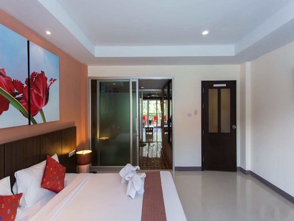 undefined The Haleeva Aonang 5