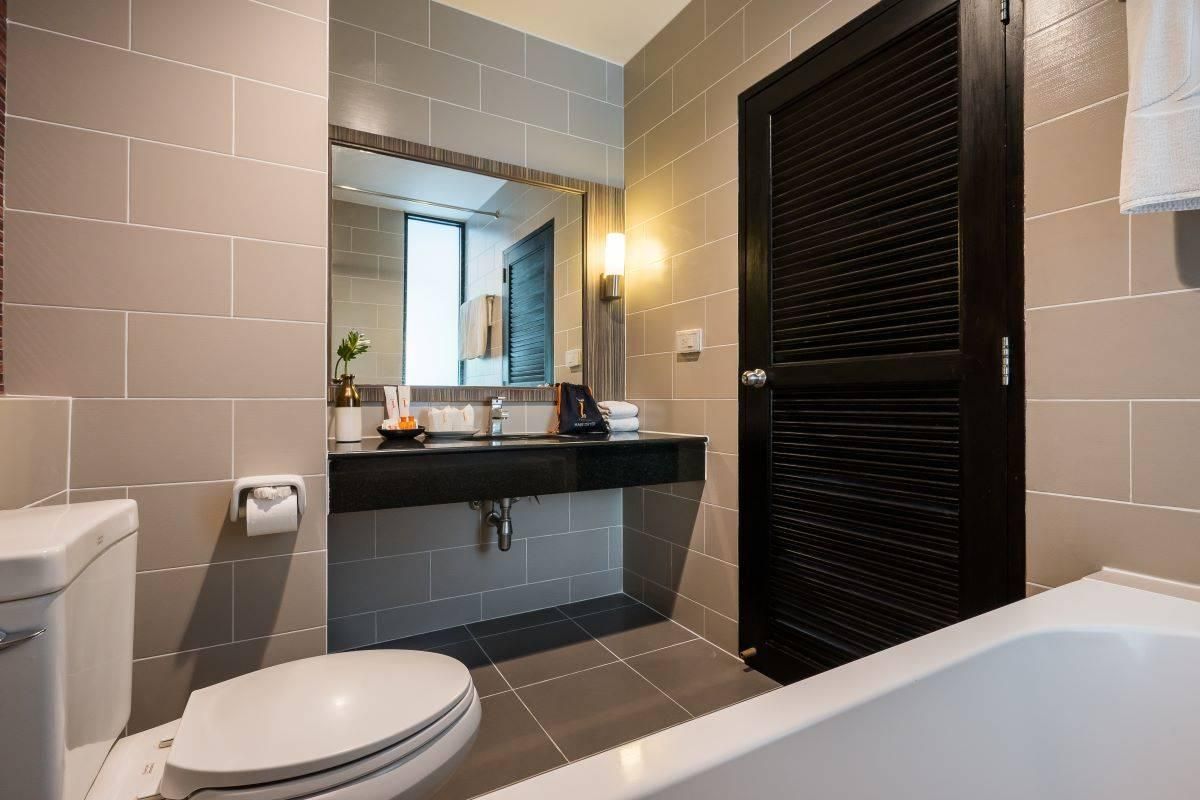 Deluxe Pool Access Room