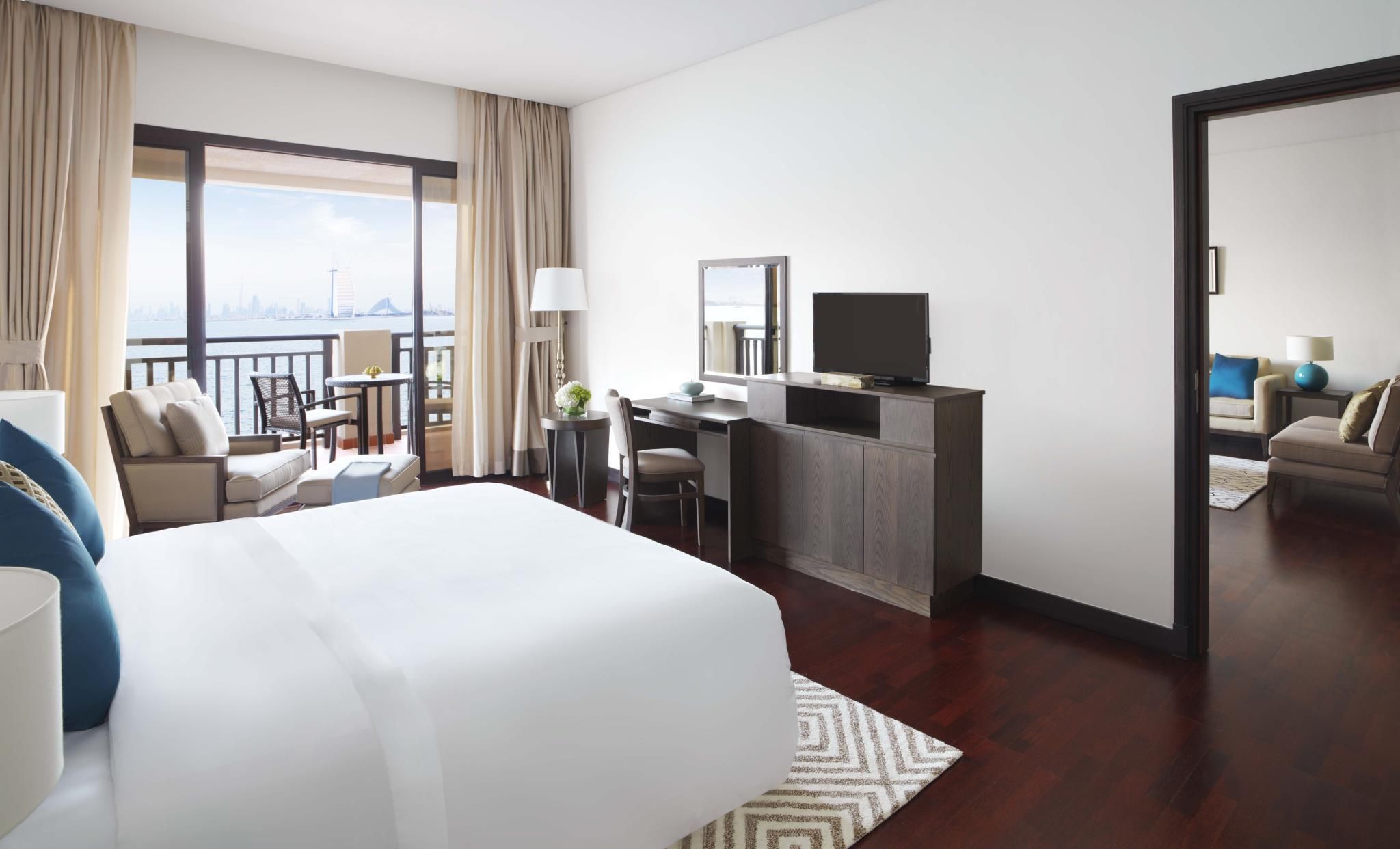 One Bedroom Apartment