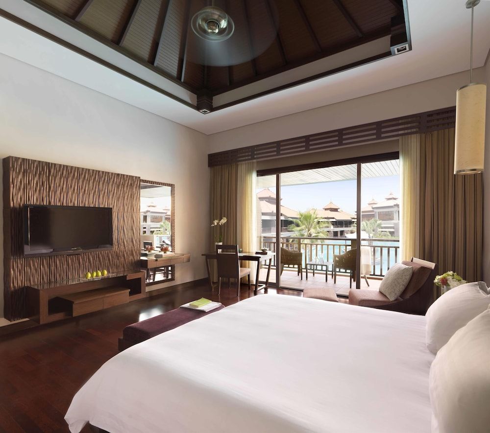 undefined Anantara The Palm Dubai Resort 7