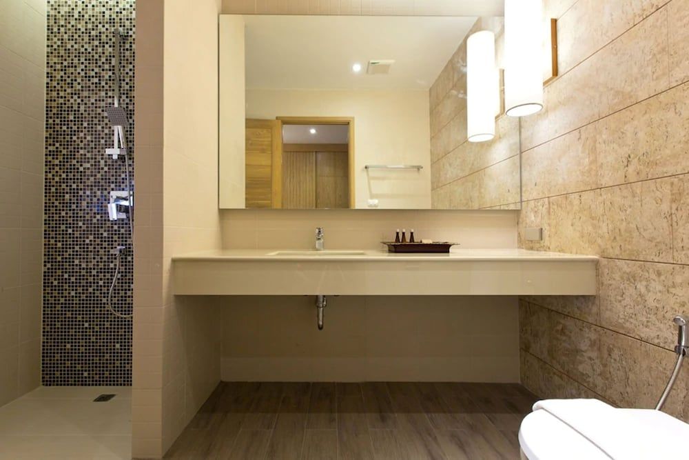 Ayrest Hotel Superior Twin  - Free Transfer to Hua Hin Beach 4