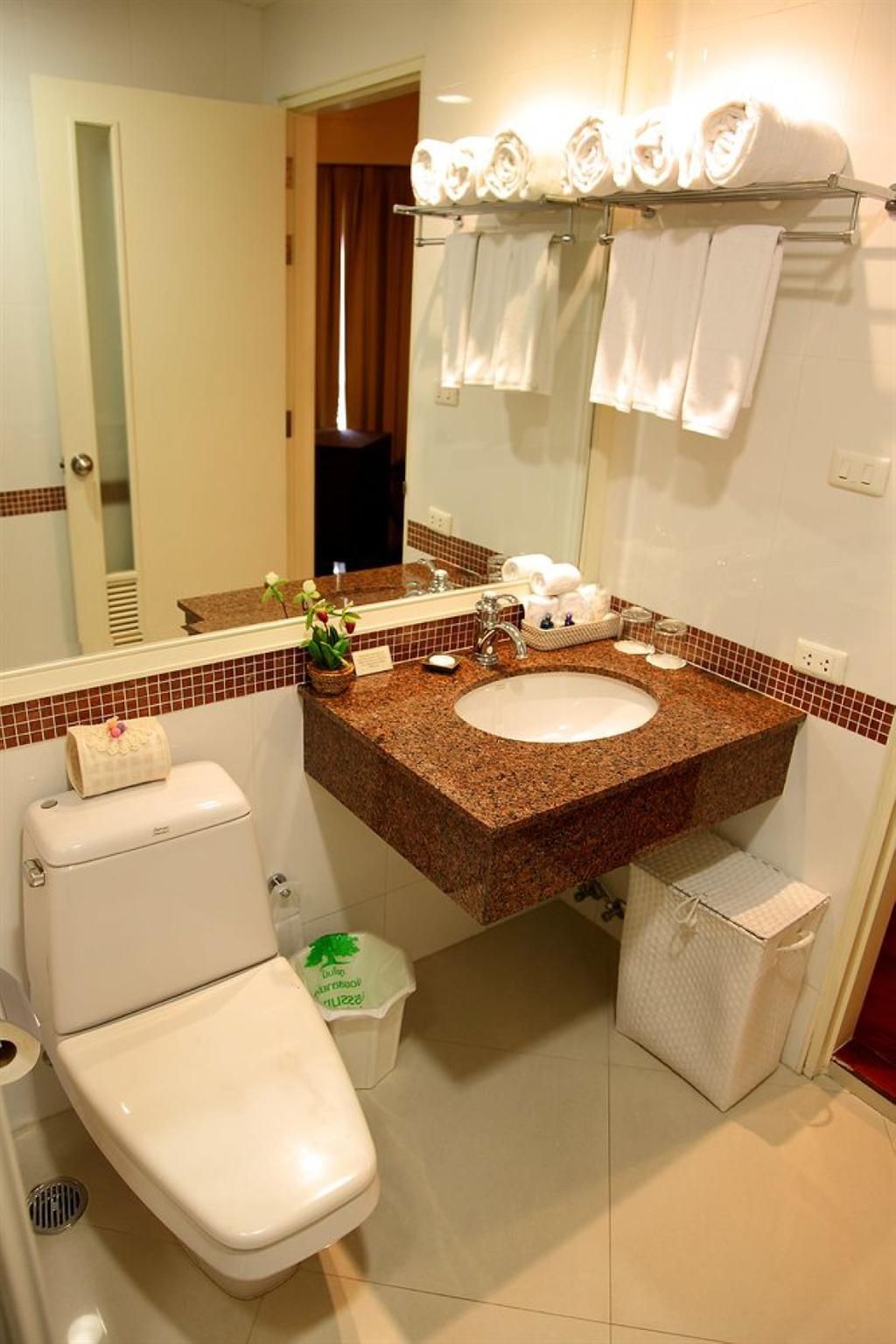 undefined Aurum The River Place 5