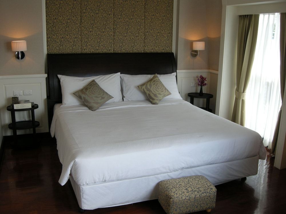 undefined Aurum The River Place 10