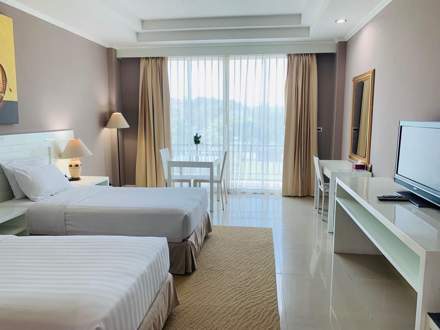 Superior Twin bed