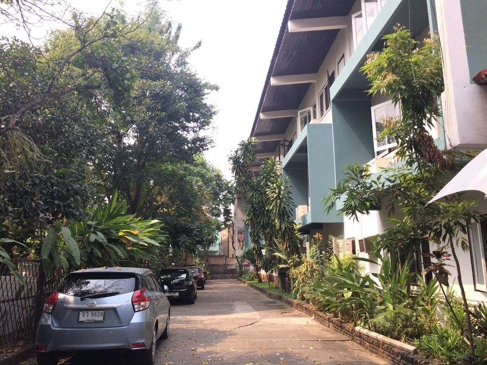 undefined Changpuak Hotel 6