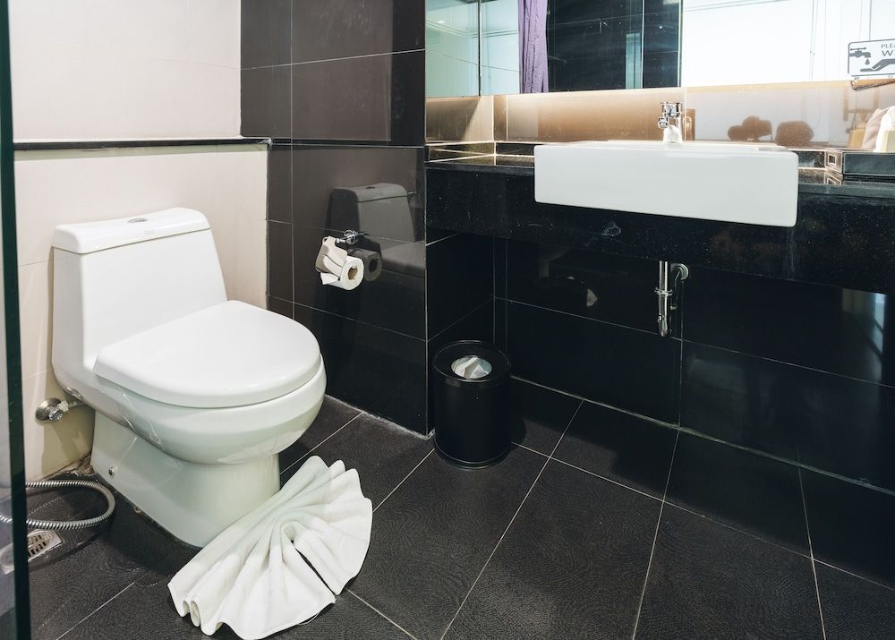 Kiang Haad Beach Hua Hin Deluxe Room, 1 King Bed, Pool View 10