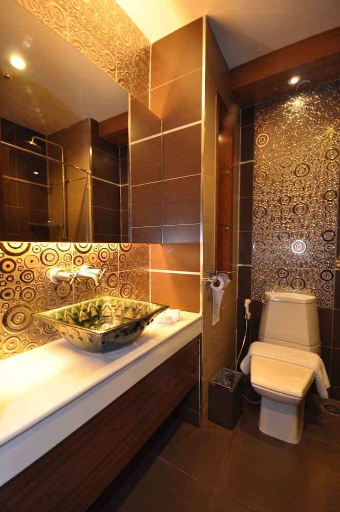 Chalelarn Hotel Superior Double Room, 1 Double Bed, Partial Sea View 12