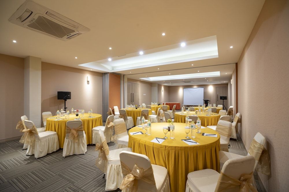 undefined The Gloria Suites Jakarta 8