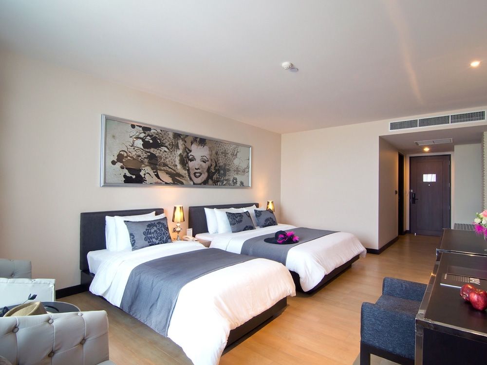 Way Hotel Pattaya Superior Room 2