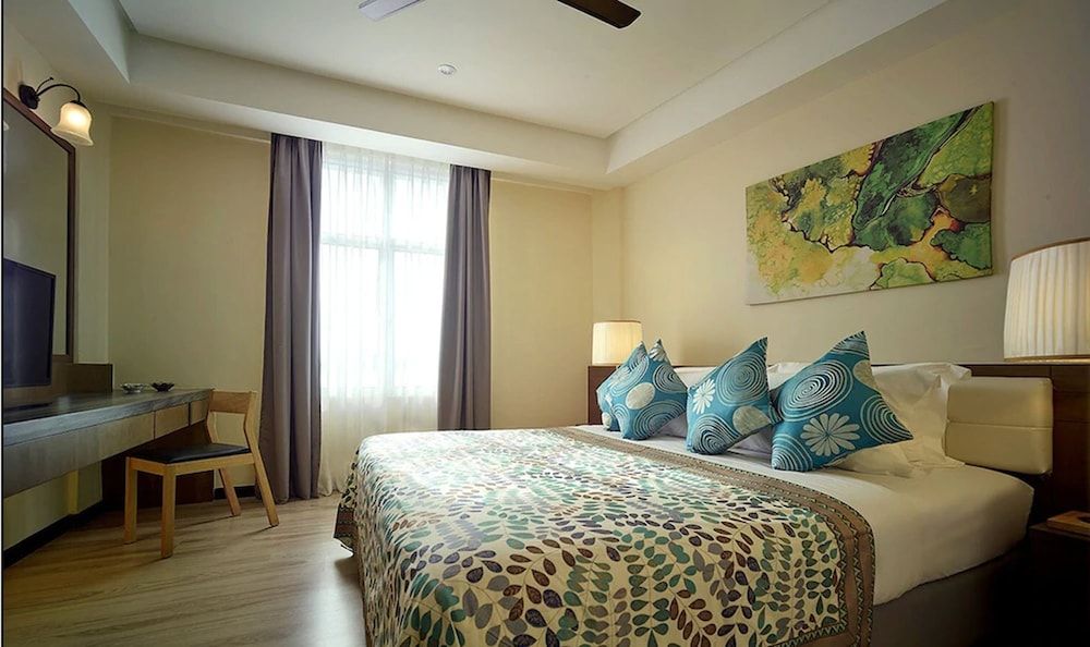 Executive Studio Suite