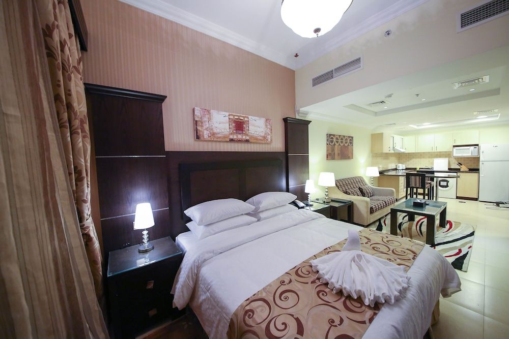 undefined Ivory Grand Hotel Apartments 4