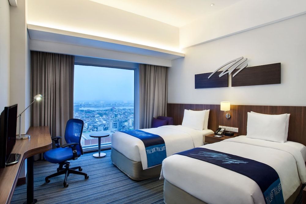 Holiday Inn Express Jakarta Pluit Citygate by IHG Standard Room, 2 Twin Beds (Free Breakfast) 3