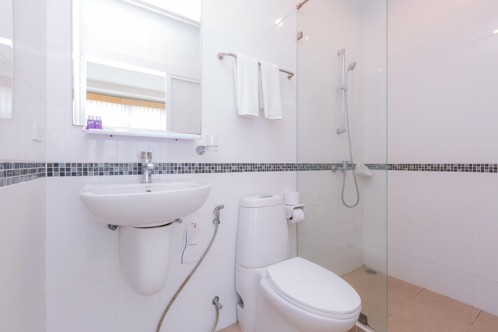 Deluxe Balcony Pool View