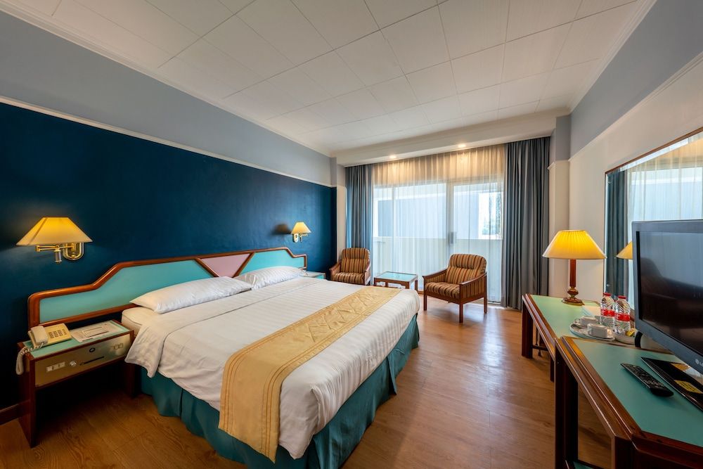 Hotel Marcopolo Jakarta Comfort Double Room 3
