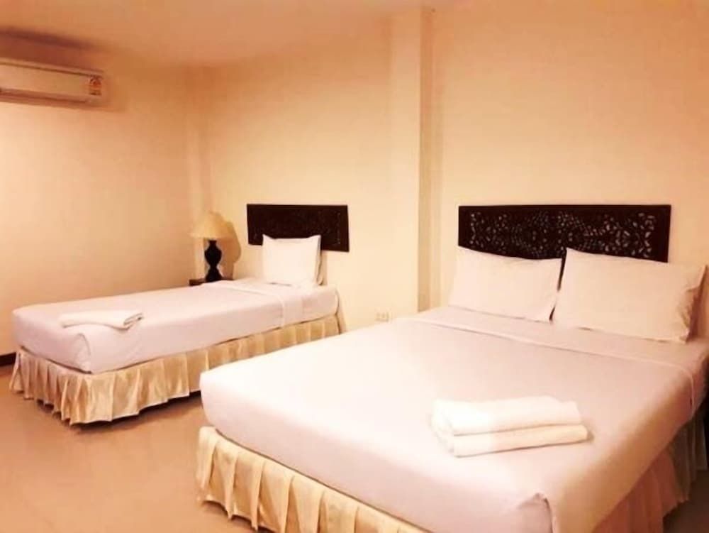 undefined Nathon Residence 9