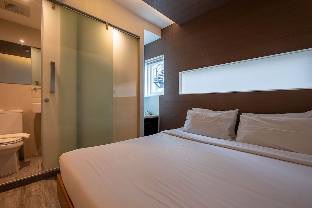 undefined The Period Pratunam 9