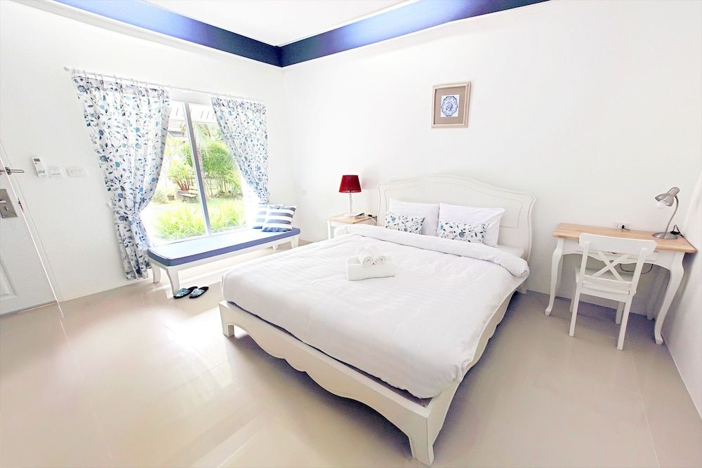 undefined A Little Villa 2