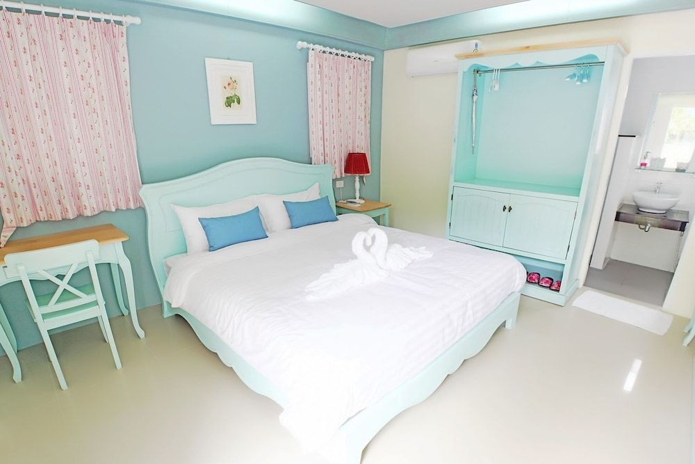 undefined A Little Villa 3